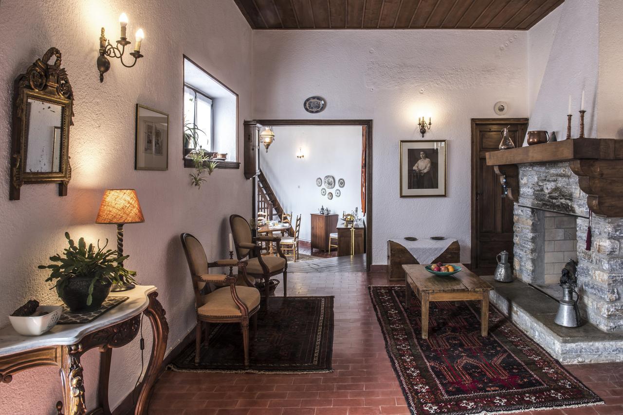 Arxontiko Mytilineou - Skretaion Bed & Breakfast Neochori  Bagian luar foto