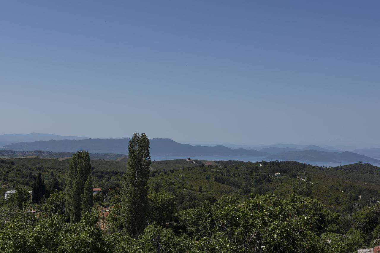 Arxontiko Mytilineou - Skretaion Bed & Breakfast Neochori  Bagian luar foto
