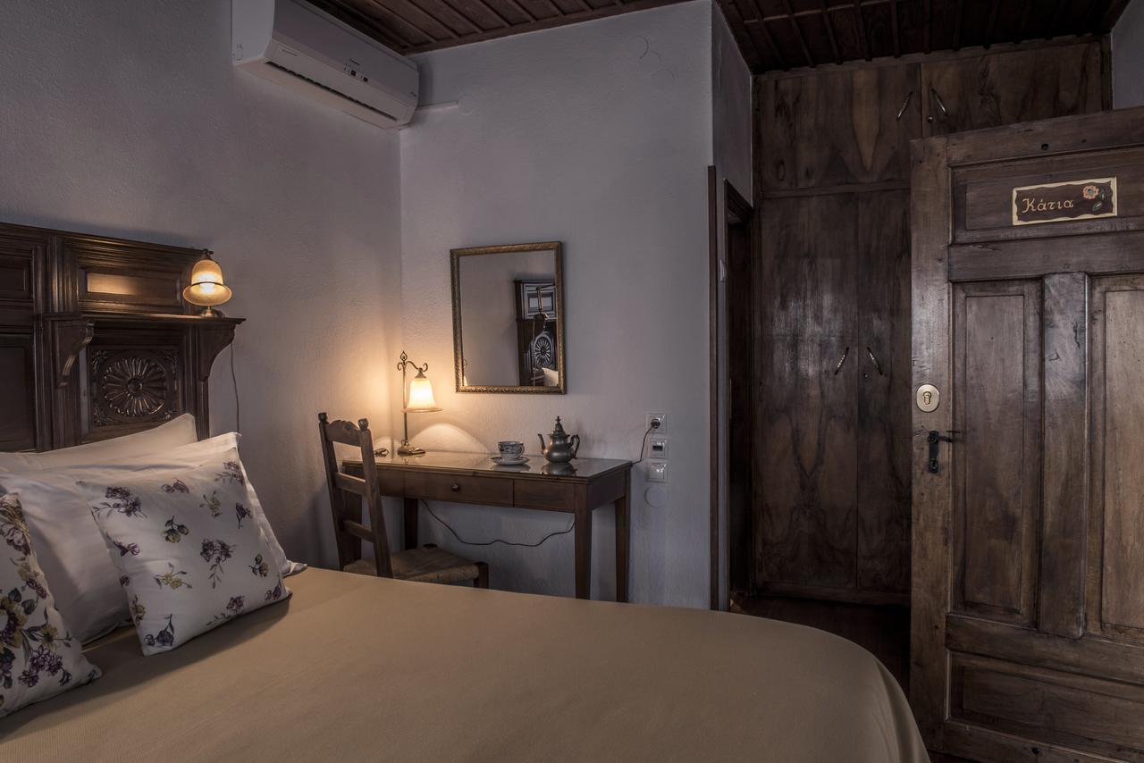 Arxontiko Mytilineou - Skretaion Bed & Breakfast Neochori  Bagian luar foto