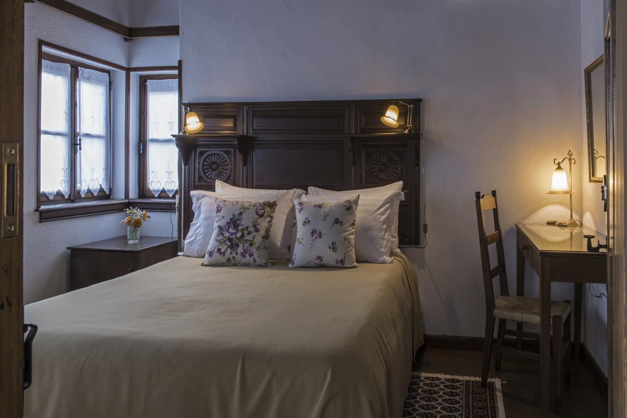 Arxontiko Mytilineou - Skretaion Bed & Breakfast Neochori  Bagian luar foto